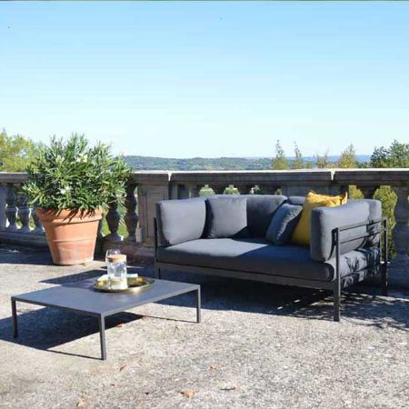Voir les produits de la catégorie MOBILIER DE JARDIN Image de la catégorie MOBILIER DE JARDIN