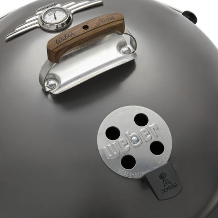 Agrandir l'image de Barbecue à charbon Kettle 57cm 70th Image de Barbecue à charbon Kettle 57cm 70th