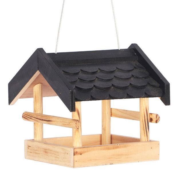 Image de Station d'alimentation toit en tuiles noires noud