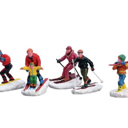 Agrandir l'image de Figurines de joies de l’hiver, ensemble de 5 - Lemax Image de Figurines de joies de l’hiver, ensemble de 5 - Lemax