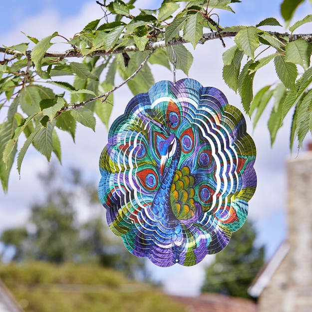 Image de Eolienne peacock spinner