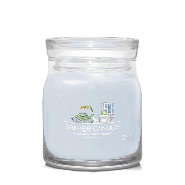 Image de A Calm & Quiet Place Signature Medium Jar - Yankee Candle