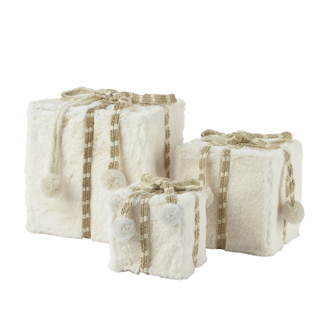 Image de Boite cadeau fourrure artif pompon bl laine